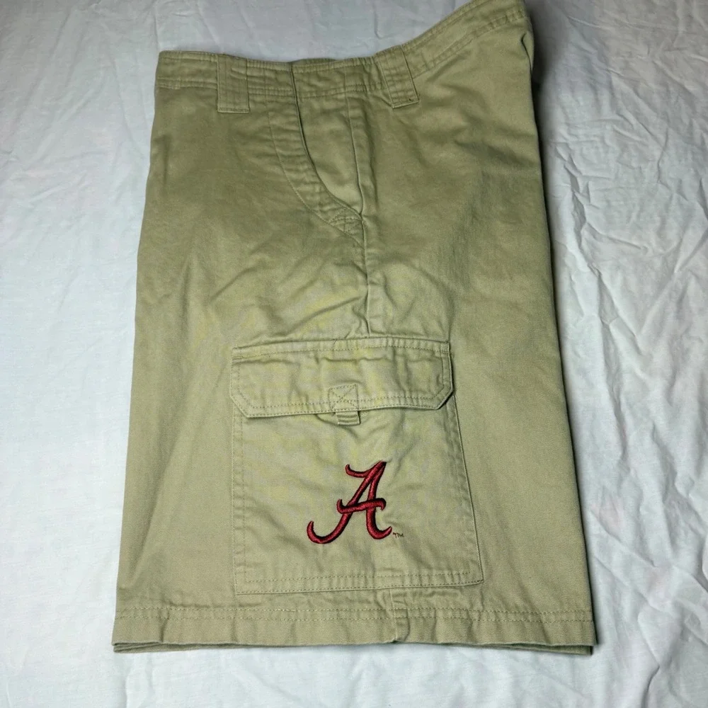 NCAA Alabama Crimson Tide Mens Khaki Cargo Shorts Tan Cotton Size 32‎ 34 Logo